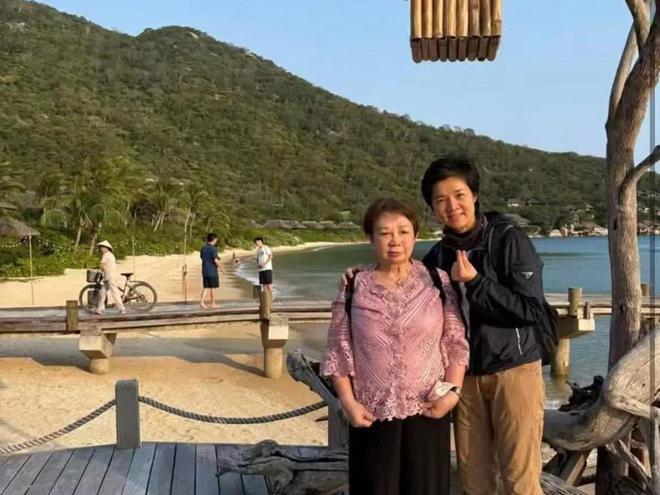 因被扒婆婆去越南旅行姐姐罕见发声!爱游戏app小S压力大提前复工原(图4)